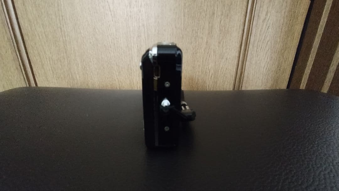 【まい様】【中古品】富士フィルム Fujifilm J30 コンデジカメラ