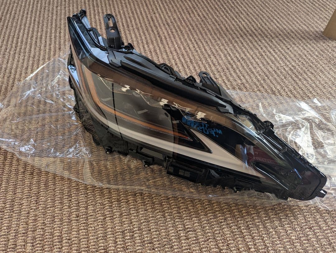 最終値下げ価格　レクサス　LEXUS　ES300h　右ヘッドライト