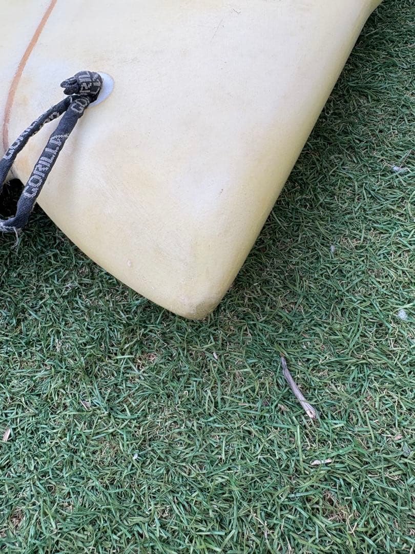 m*d様 ミッドレングスサーフボード　7.6