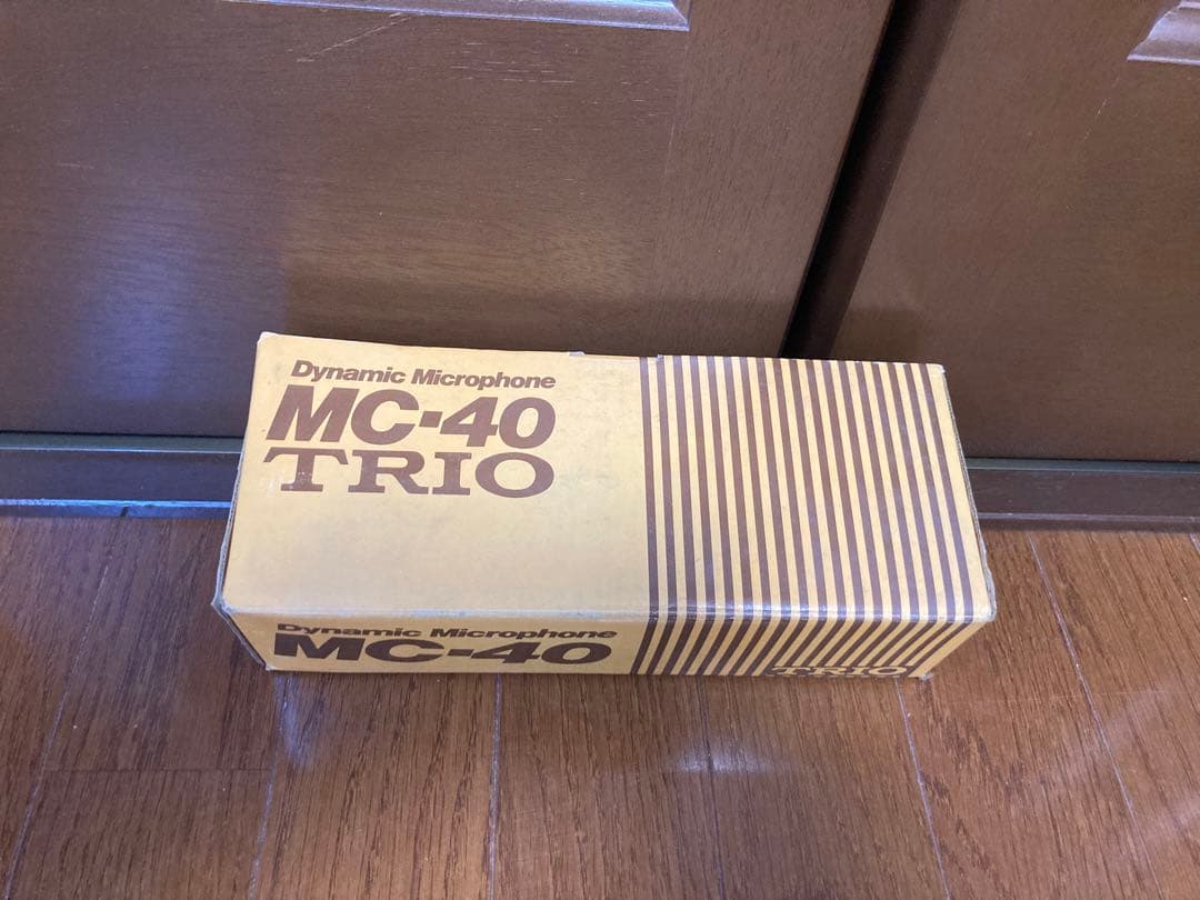 ⑦MC-40 TRIO dynamic Microphone
