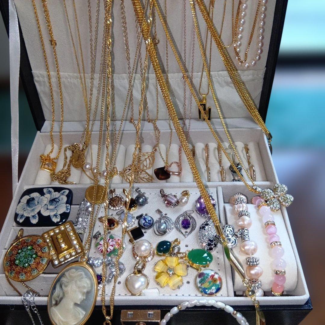 ★*★様 大量✨️遺品整理おまとめアクセサリー類