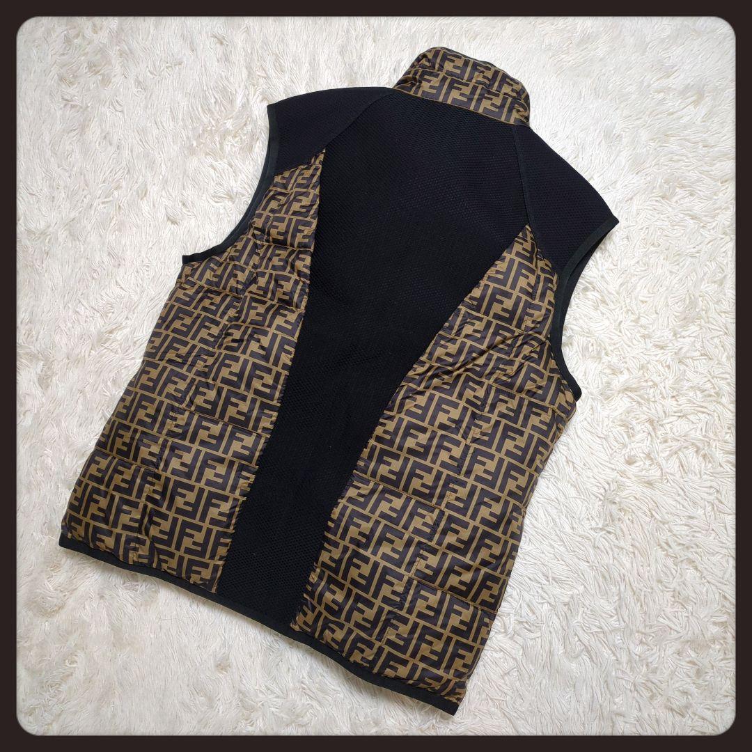 【極美品・人気モデル】FENDI☆ズッカ ダウンベスト フルジップ ドッキング