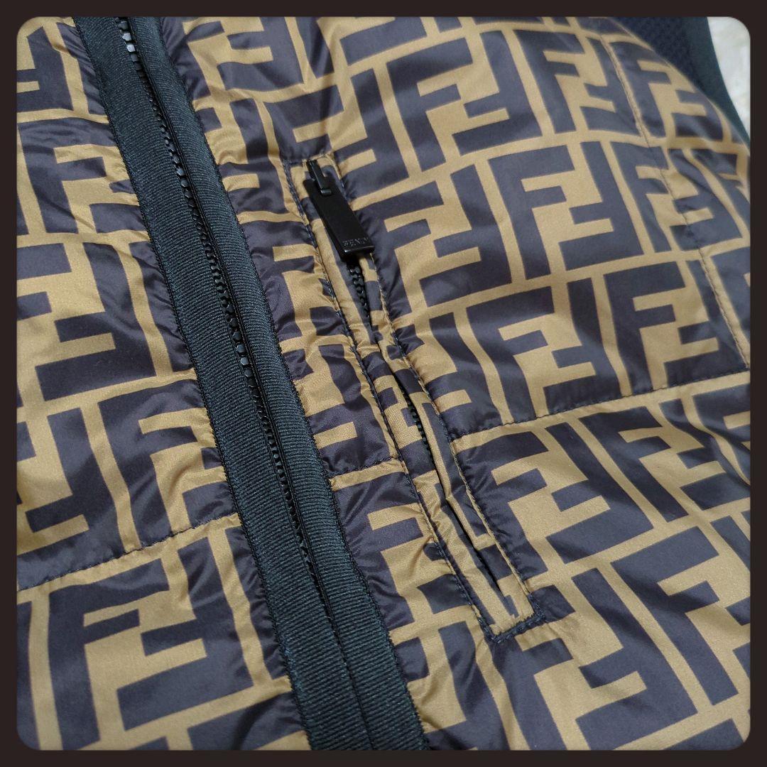 【極美品・人気モデル】FENDI☆ズッカ ダウンベスト フルジップ ドッキング