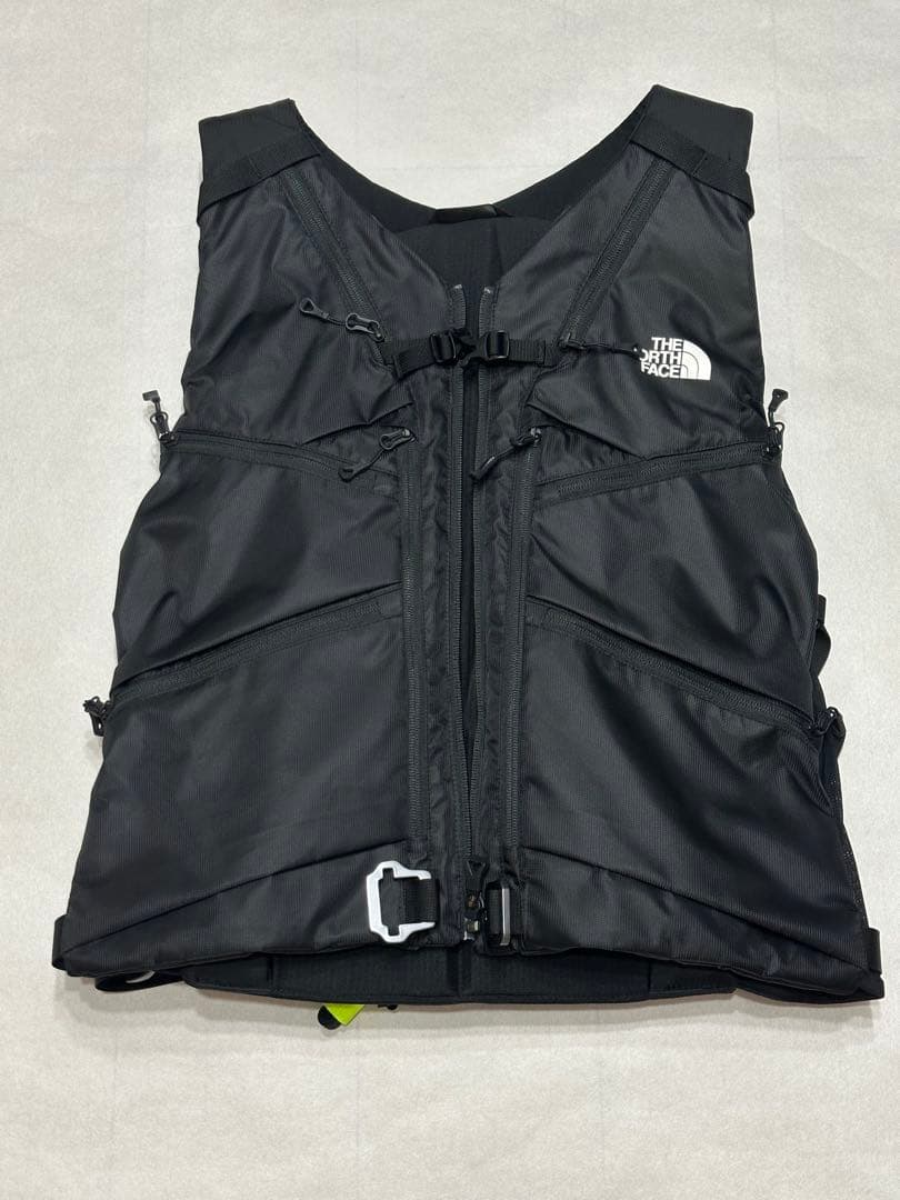 美品、ザ・ノースフェイス、パウダーガイドベスト、サイズ：SM（USAサイズ）