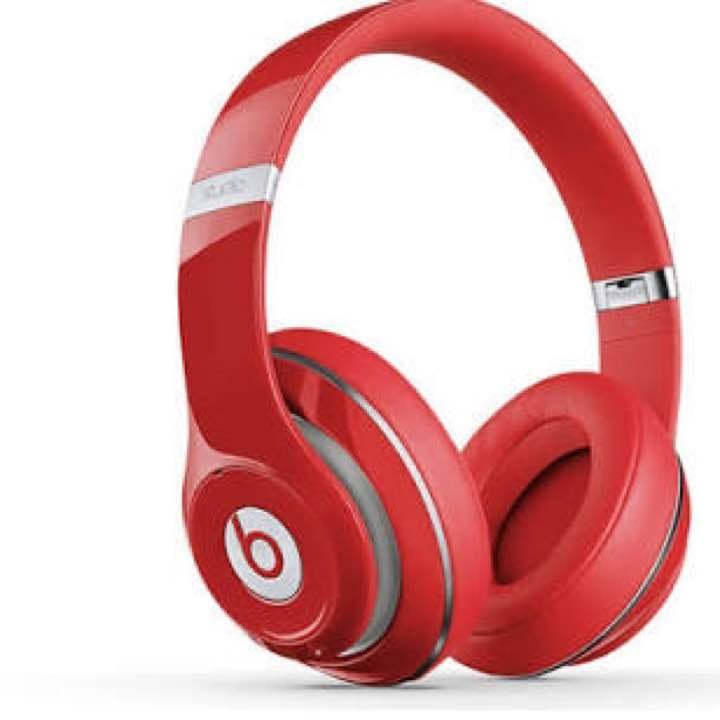 Beats studio ヘッドホンRED
