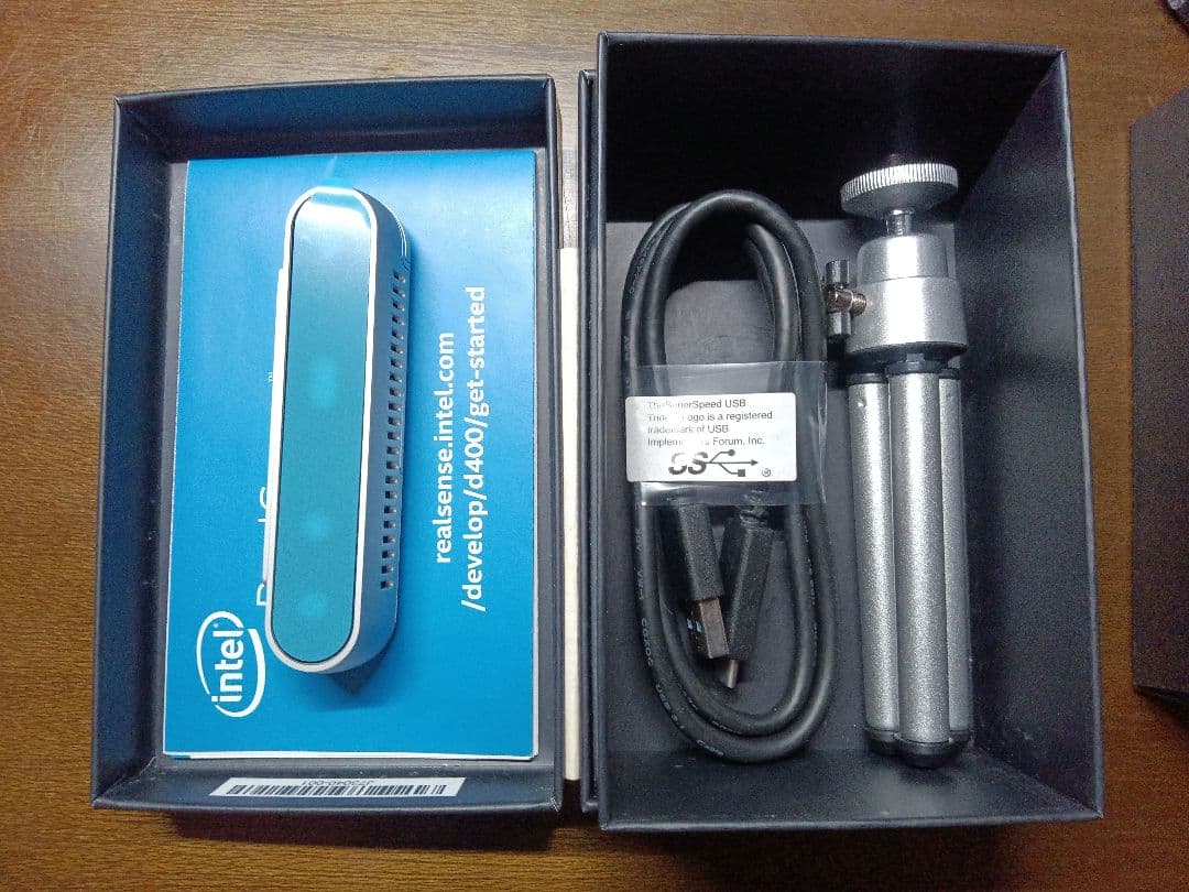 新品 未使用品 Intel RealSense D415 デプスカメラ