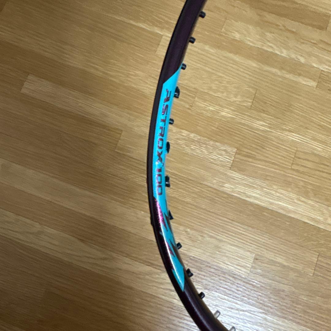 アストロクス 100zz4Uバドミントンラケットジャンク