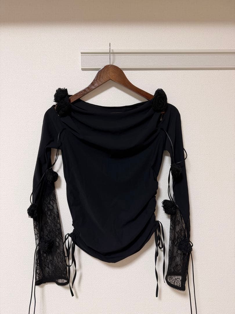 【値下不可】LUTENS Corsage off_shoulder top