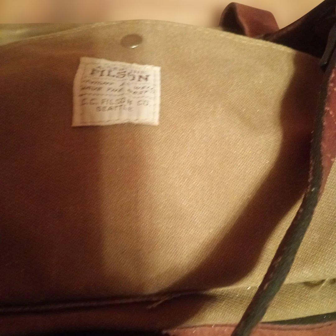 FILSONダッフルバッグ カーキ