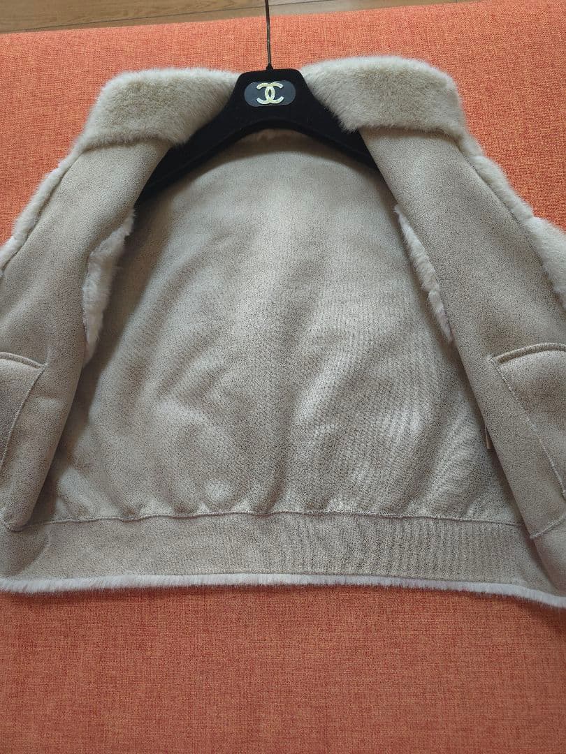 ミンクタッチ フェイクファー ブルゾンベスト ベージュ