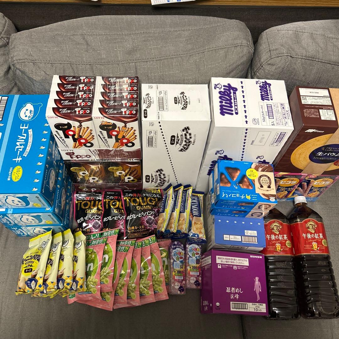 アミューズメント品　お菓子まとめ売り　全109点！