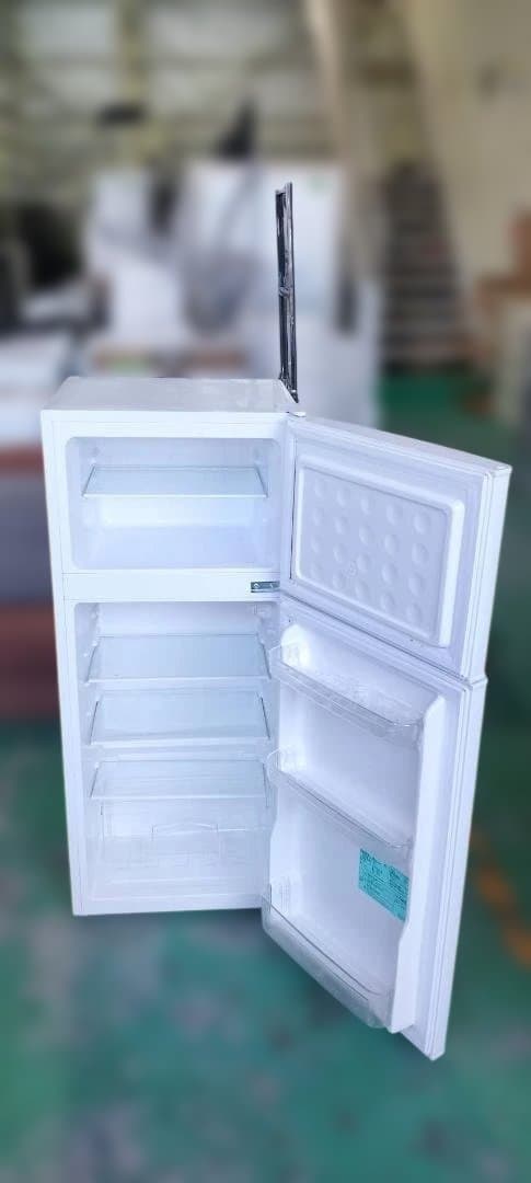 ハイアールy　ホワイト 2ドア冷蔵庫　2022年製　S9