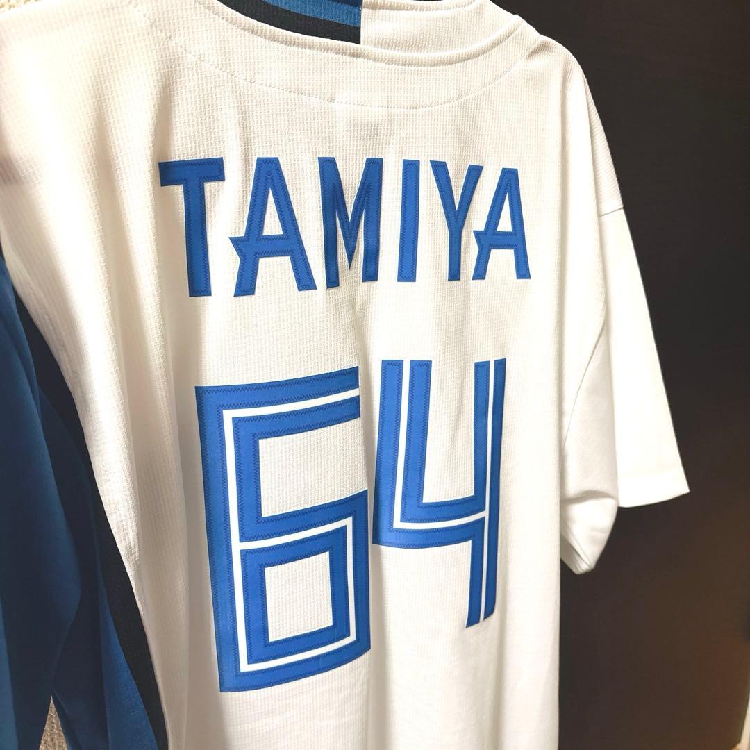 田宮 裕涼選手 ホームユニフォーム