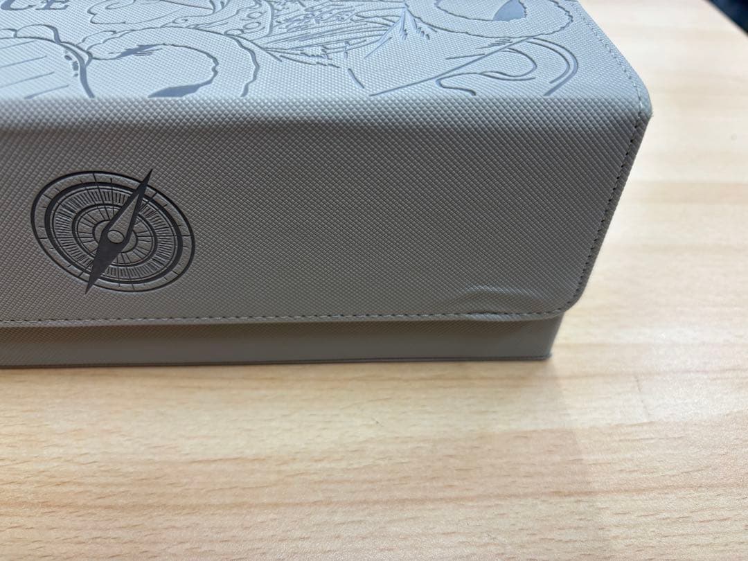 【中古】二重スリーブ300枚＋ストレージボックス