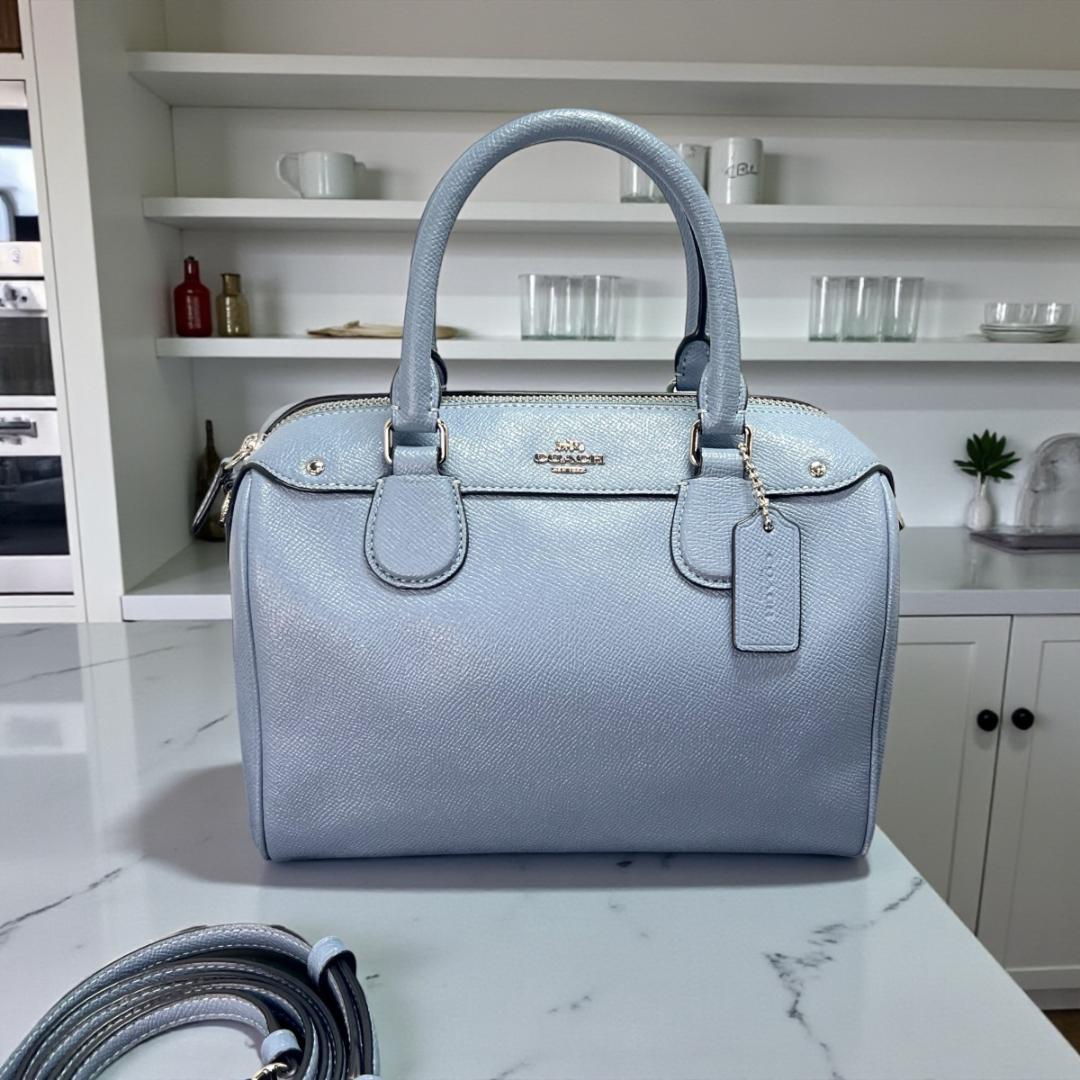 正規品＆人気商品‼️ コーチ ミニベット ２ＷＡＹ クロスボディ ハンドバッグ