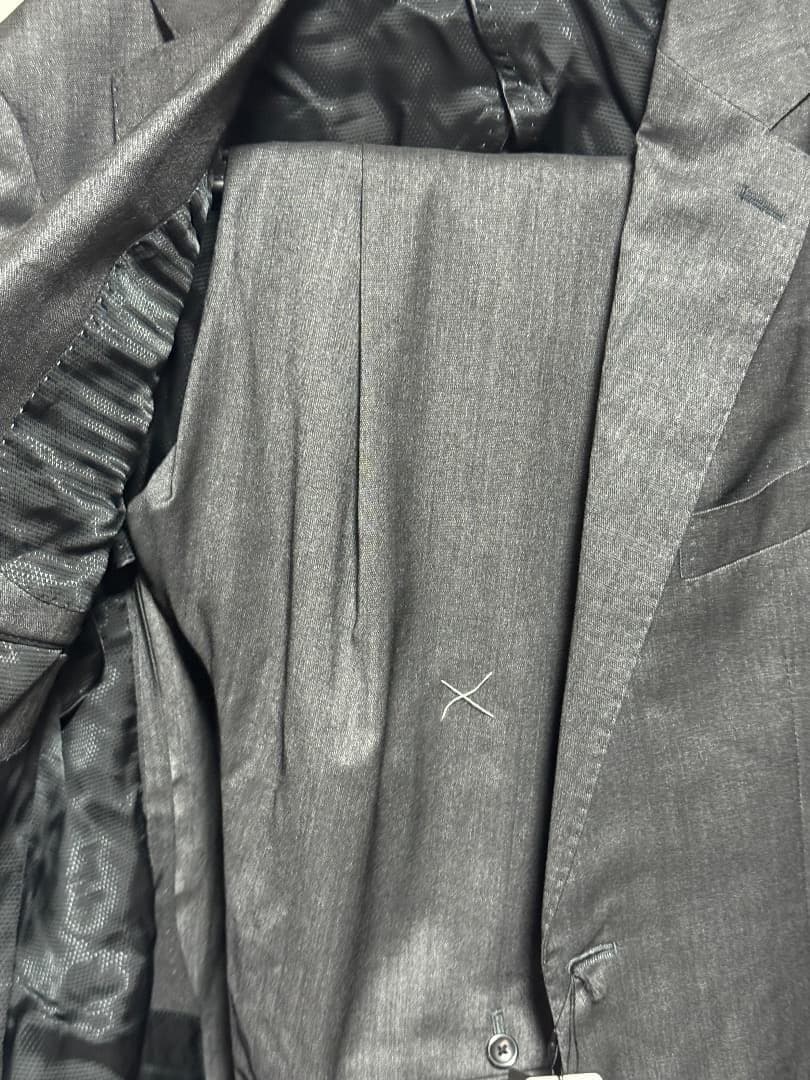 ヒルトン プレミアムスタイリッシュスーツ H23V4405 AB5 新品