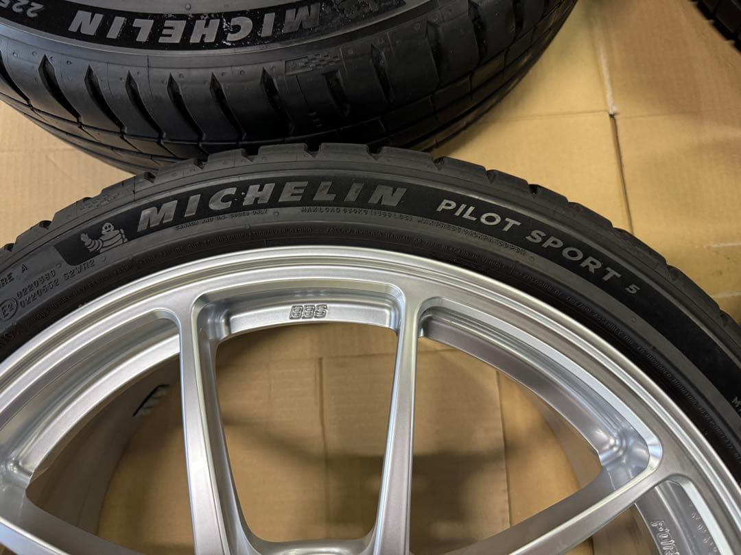 aki　美品！　BBS RI-A 030 PS5付き 18インチ4本セット