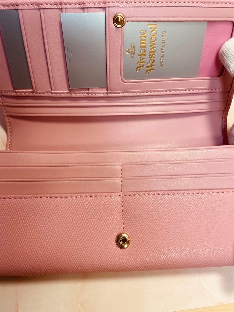 Vivienne Westwood 長財布　ピンク