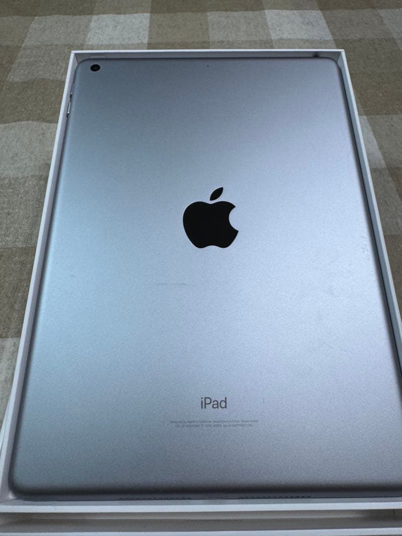 iPad (第6世代) Wi-Fi 32GB 箱付き