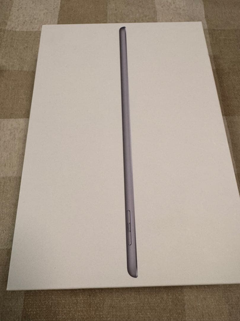 iPad (第6世代) Wi-Fi 32GB 箱付き