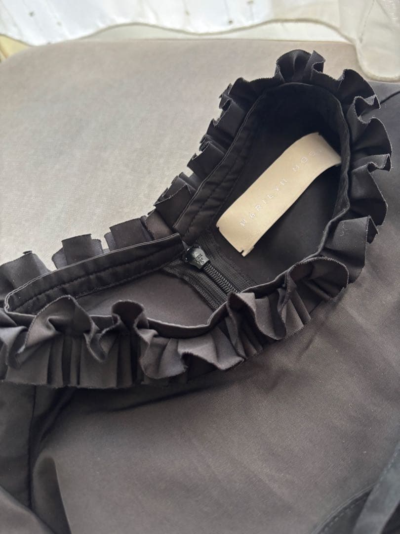 ボリュームスリーブタックワンピース 　雑誌掲載　完売