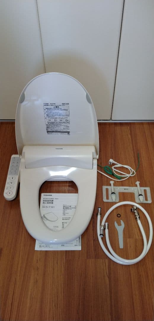 TOSHIBA 温水洗浄便座 SCS-T161 2024年製