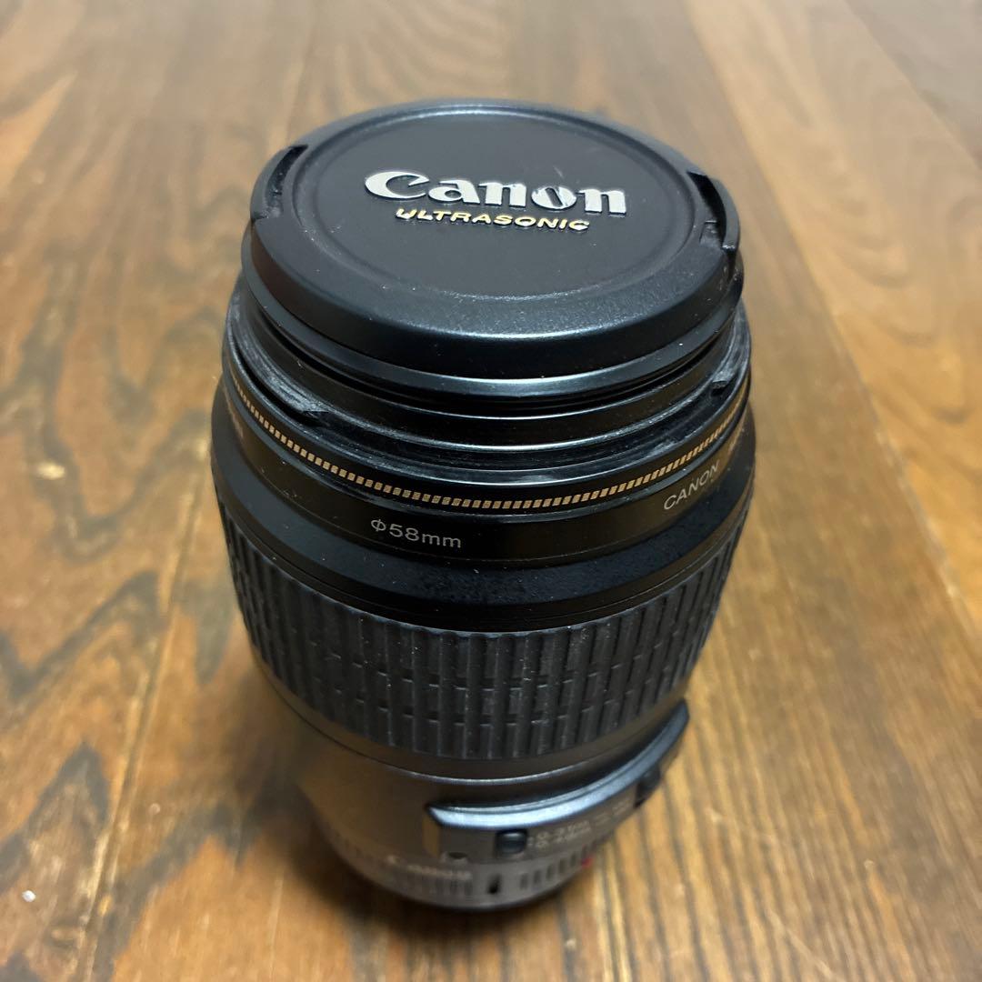 Canon EF 100mm f/2.8 USM マクロレンズ
