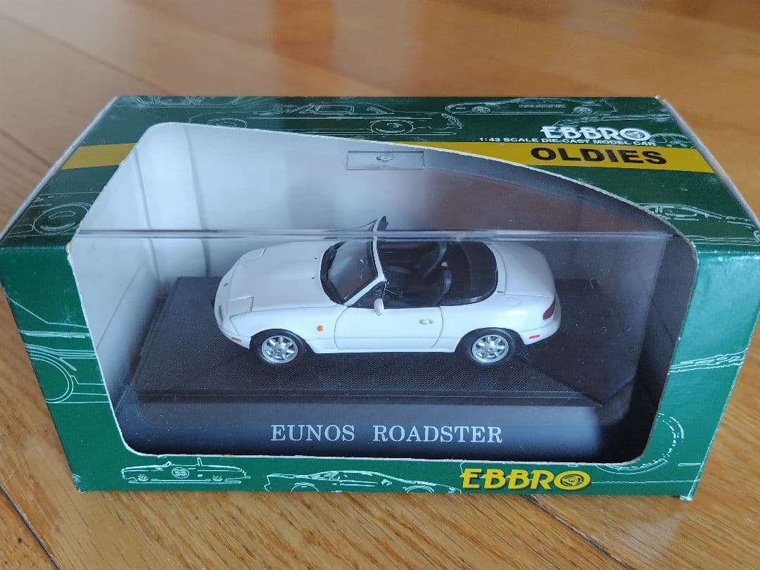 EBBRO「EUNOS ROADSTER」