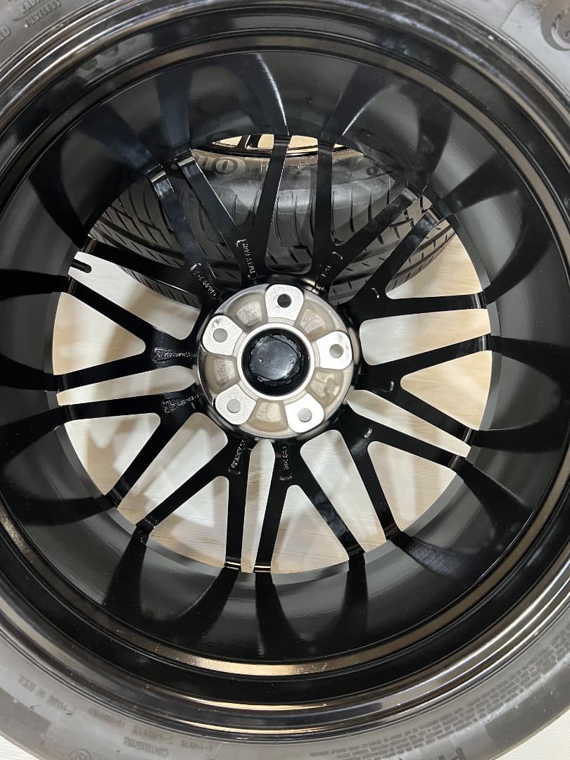 新型 ★ポルシェ カイエン E3 RSスパイダー9Y0 タルモ 純正 21インチ