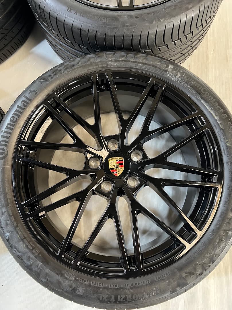 新型 ★ポルシェ カイエン E3 RSスパイダー9Y0 タルモ 純正 21インチ