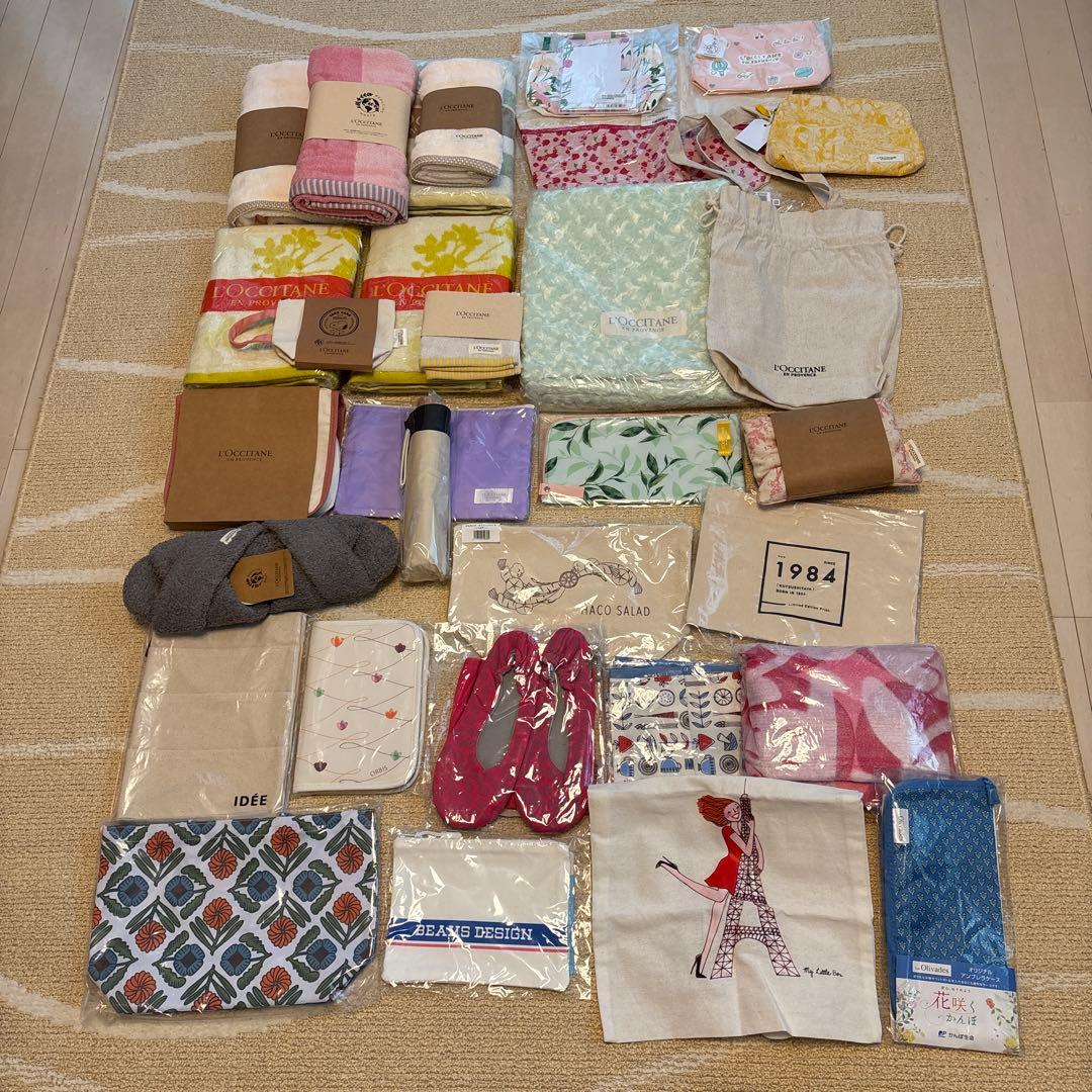L'OCCITANE などタオル・ポーチ・トートバッグ、傘、などノベルティ31個