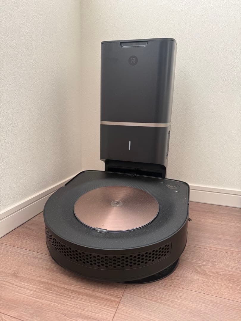 【大セール】＜iRobot＞ロボット掃除機ルンバ s9＋(新品価格20万ほど)