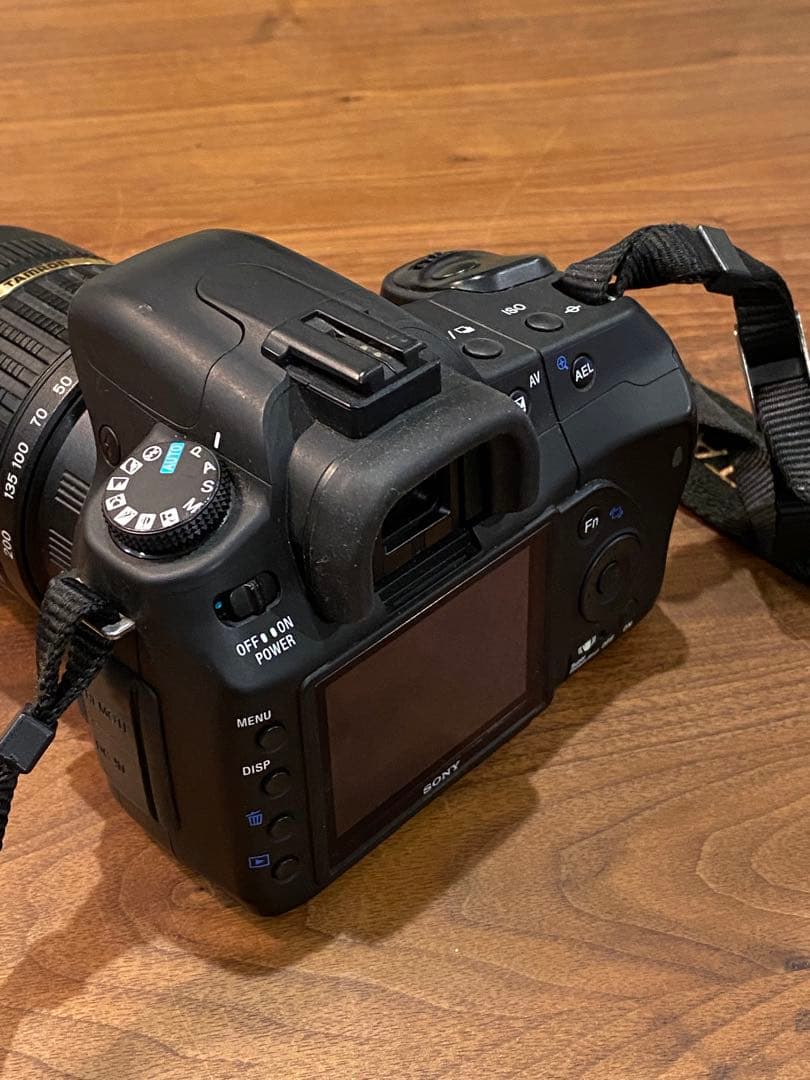 SONY α200 CCDデジタル一眼 タムロン　広角望遠18-200 動作品