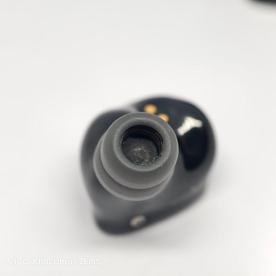 イヤホン Noble FoKus PRO