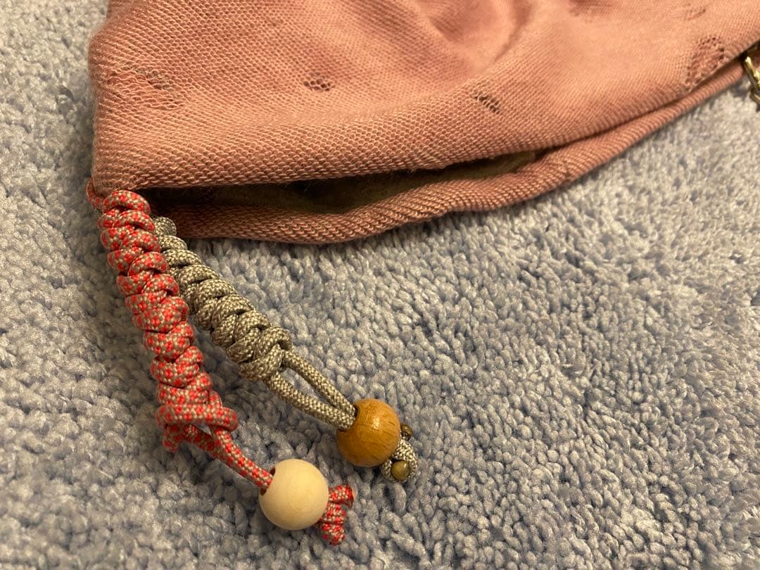 isecai Whimgy Beanie ピンク×グレー ネームタグなし