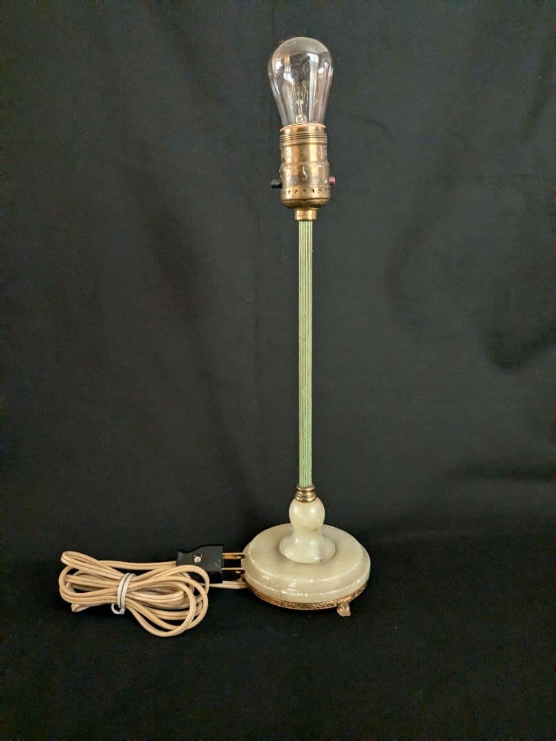 USAアンティーク　テーブルランプ 　ホワイトシェード