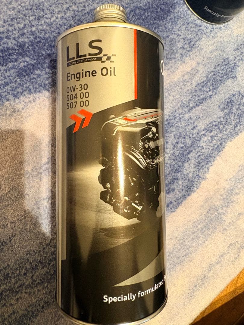 5本セット　LLS エンジンオイル 0W-30 504 00 507 00