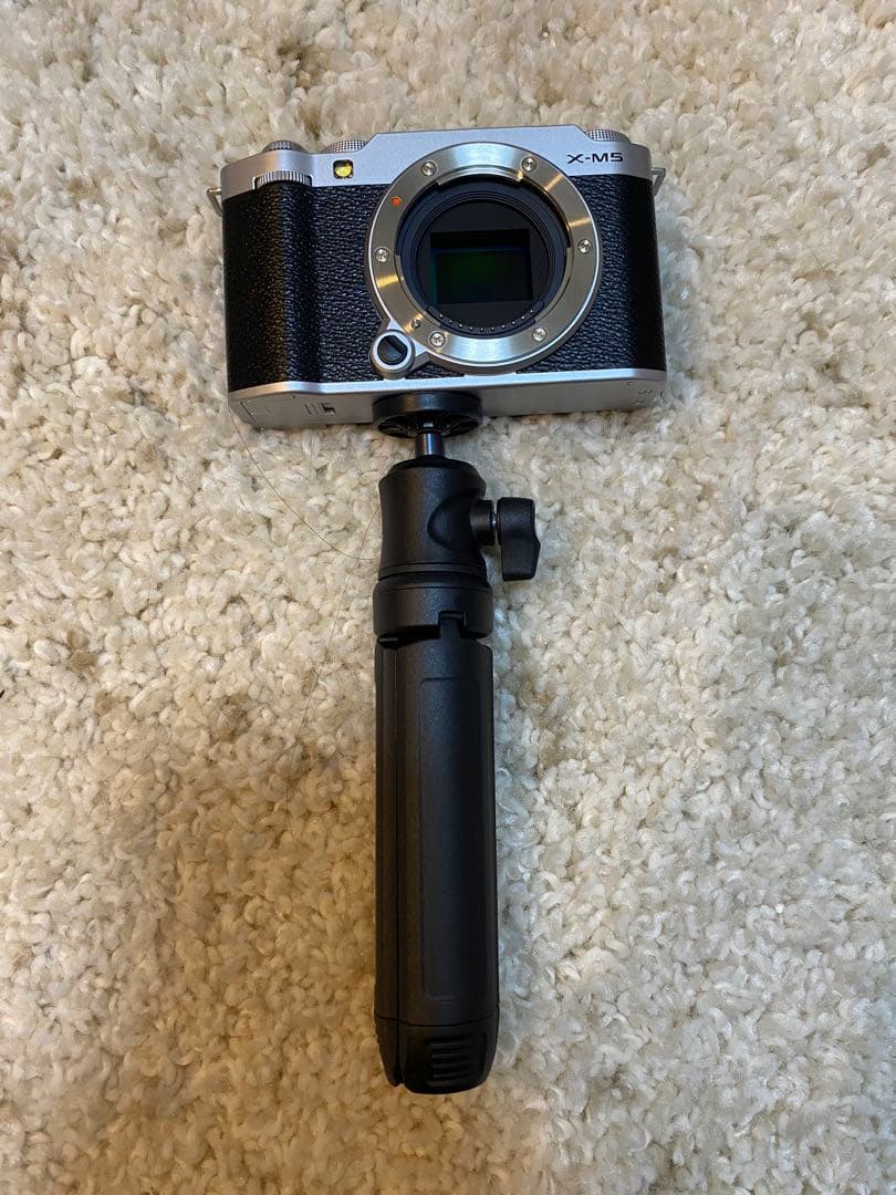 【未使用】FUJIFILM ミラーレスデジタルカメラ X-M5