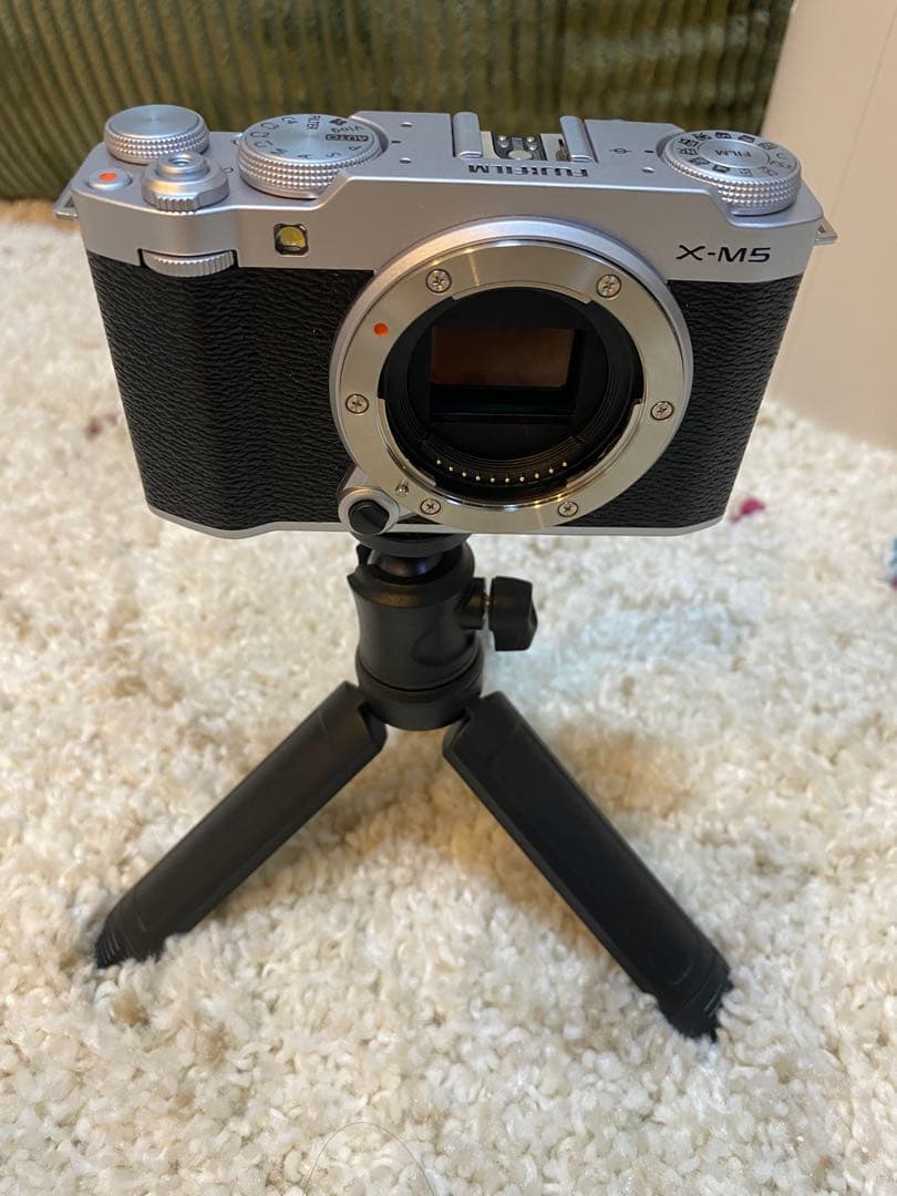 【未使用】FUJIFILM ミラーレスデジタルカメラ X-M5