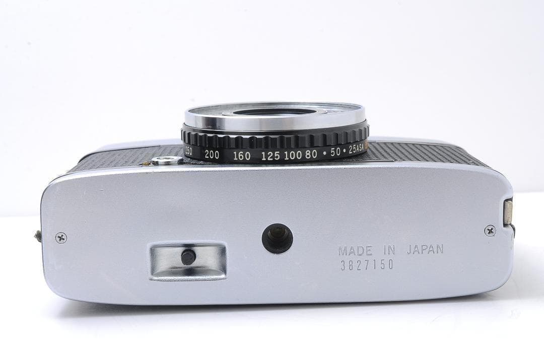 「OLYMPUS PEN EE-3 ハーフ判 28mm 実用フィルムカメラ