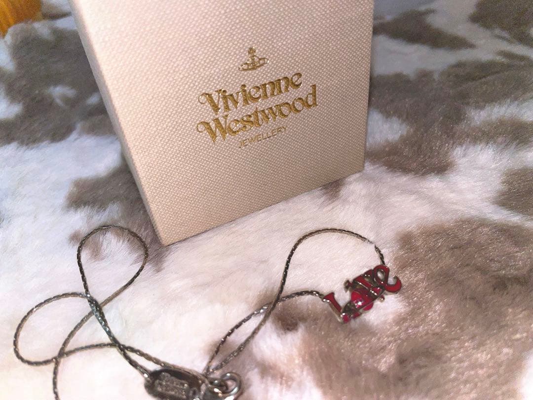 viviennewestwood LOVEネックレス