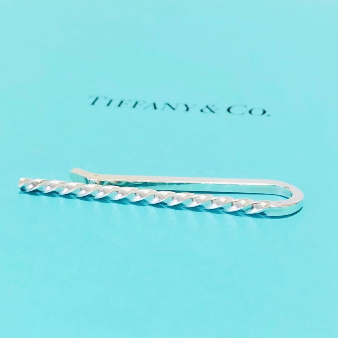 TIFFANY ナロー ツイスト ネクタイピン タイバー J256020