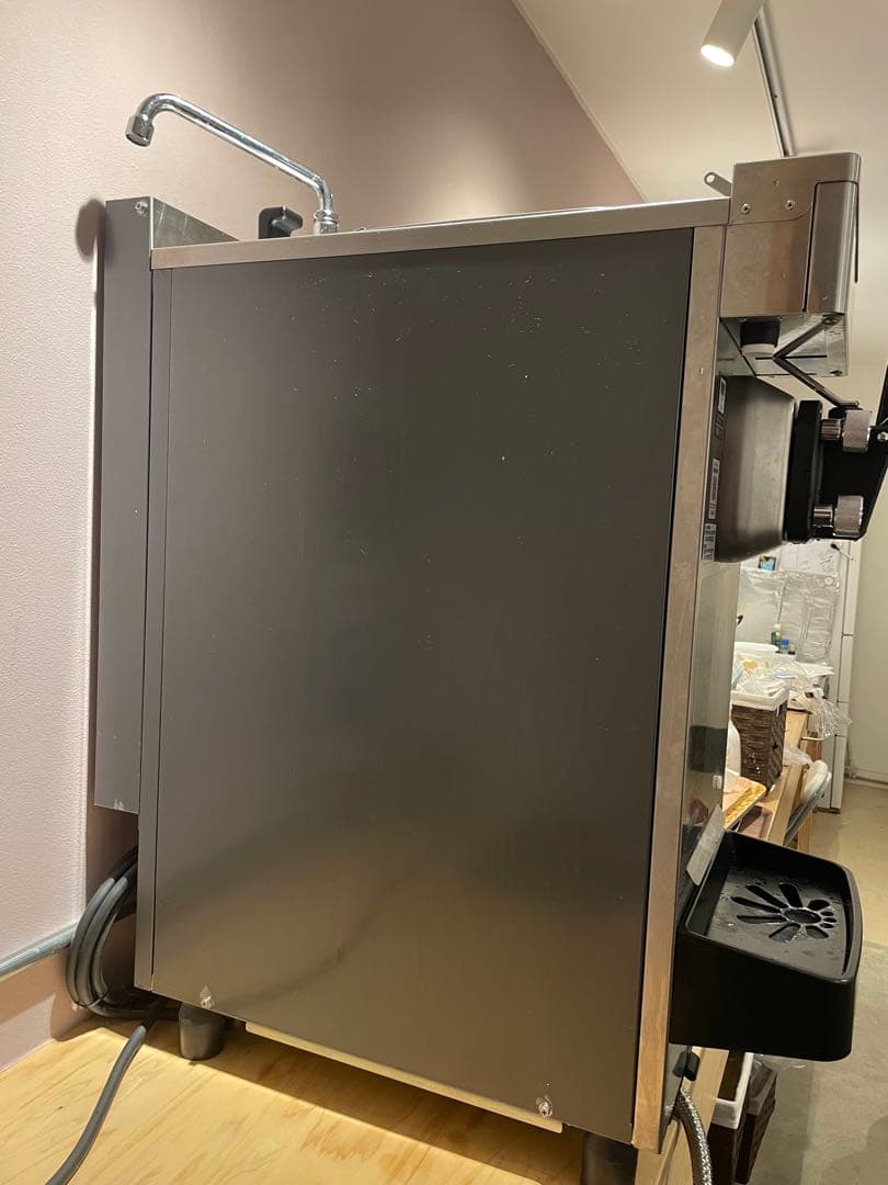 Nｉｓｓｅｉ　ソフトクリームサーバー 　　　　　　値下げ中！Ｃｌ-９６２４ＡＥ