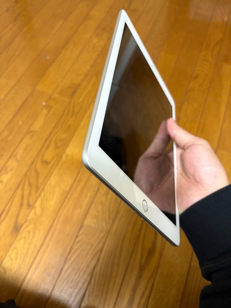 Apple ipad 第5世代 32GBバテッリー容量92%