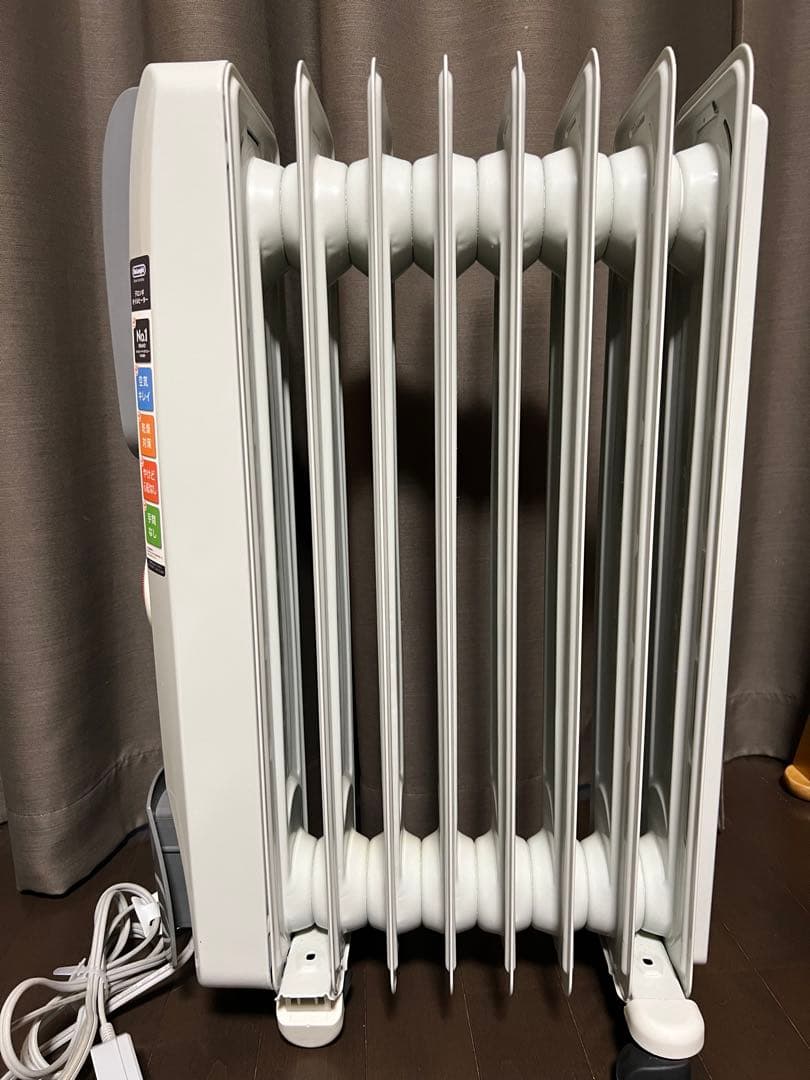 デロンギオイルヒーター(H770812EFSY-GY)