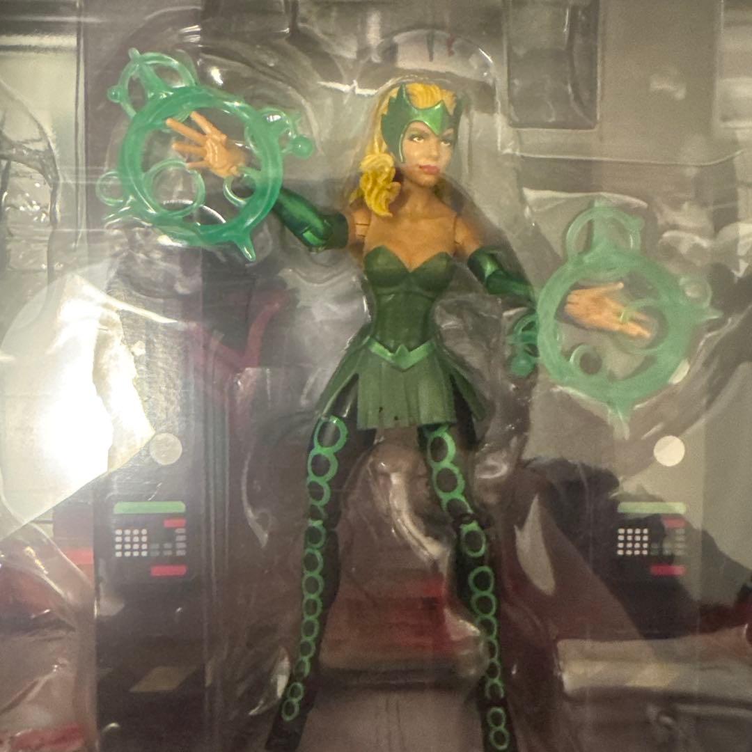 マーベルレジェンド　原宿コミコン限定　 スパイダーマン＆ラフト刑務所　３体のみ