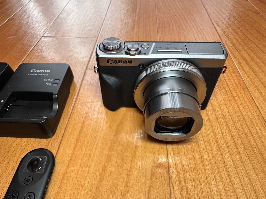 Canon G7X Mark Ⅲ バッテリー２個　充電器２個　リモコン付き