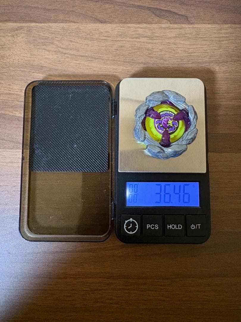 新品＆中古　オロチクラスタ　ブレード×２　ベイブレードＸ