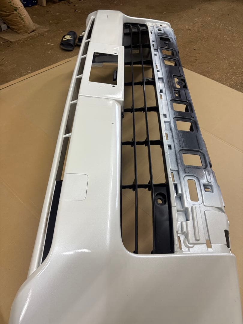 ハイエース ワイド 純正 フロントバンパー