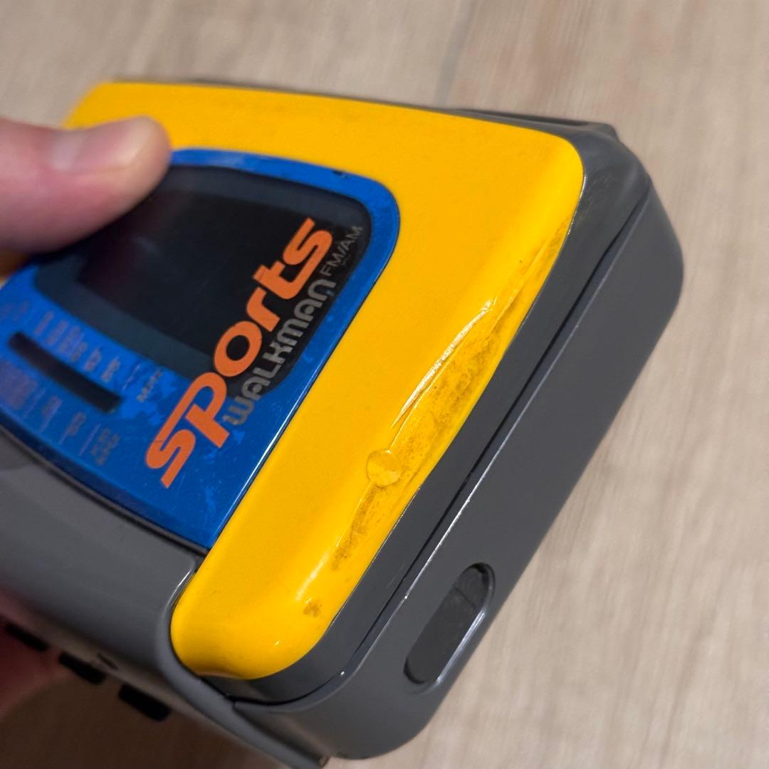 90’s SONY SPORTS 本体 ＋ イヤホン 付き 90年代 カセット